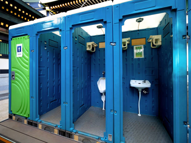 Portable Toilet Options We Offer in Daisetta, TX